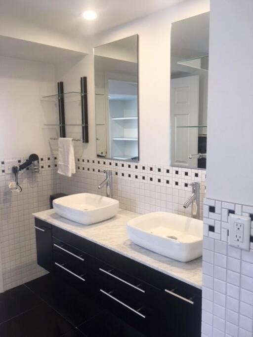 Luxury Three Story Apartment In Short North Columbus Eksteriør bilde